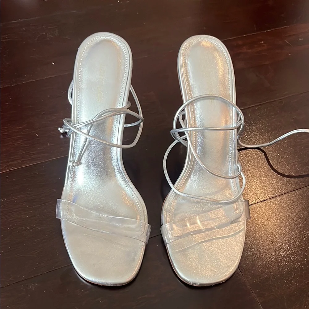Larroude Gloria Silver Heels with Transparent Design - Picture 4 of 6